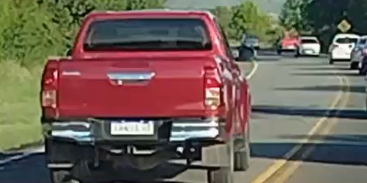 Altas Cumbres: inhabilitan por 90 días a la conductora de una Hilux