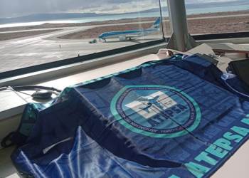 Controladores aéreos retomarán medidas de fuerza en febrero