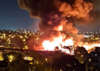 Explosión e incendio en una fábrica de San Fernando