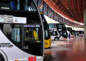 El Gobierno desreguló el control de equipajes en micros de larga distancia