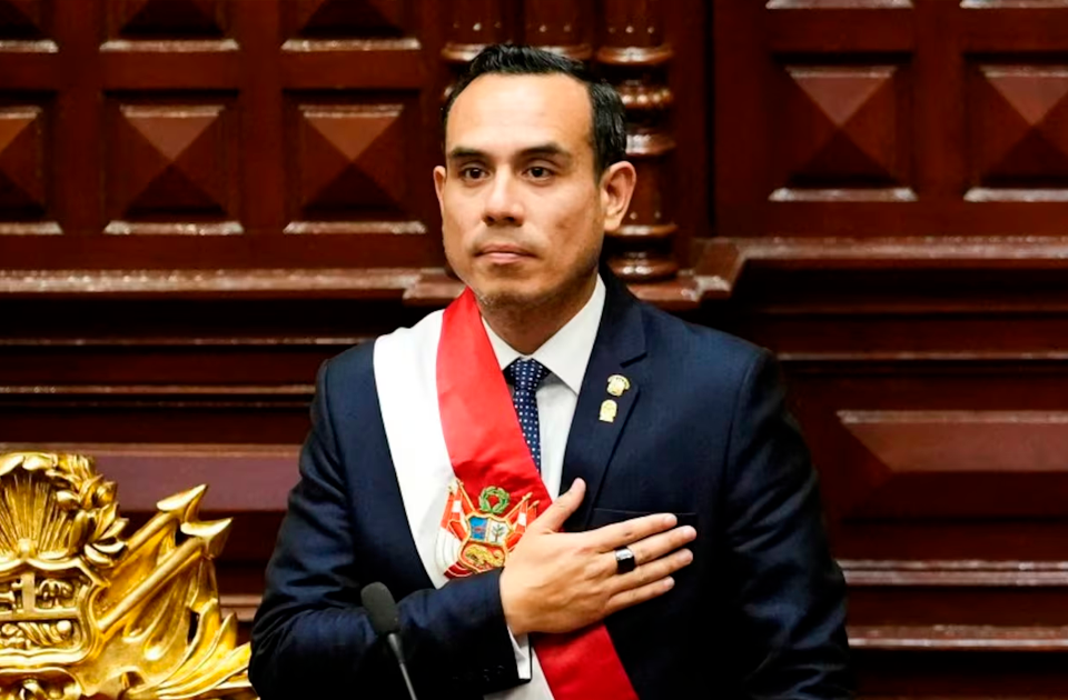 Perú: el Congreso destituyó al presidente José Jerí