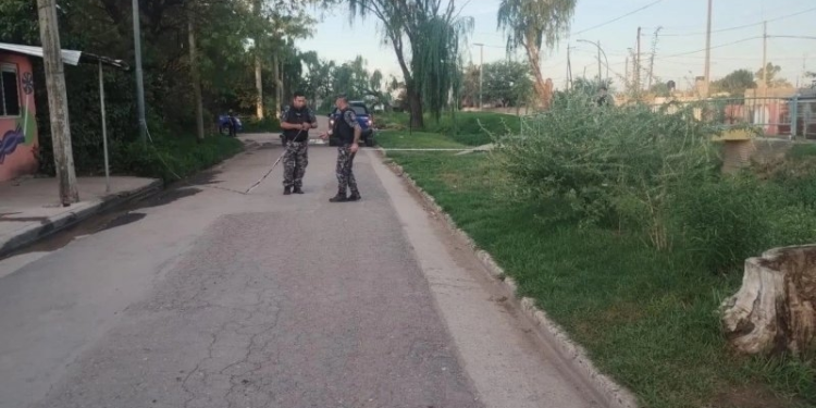 Hallaron un cuerpo en avanzado estado de descomposición en el canal maestro