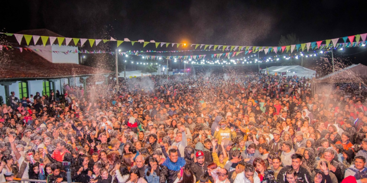Córdoba se viste de color para vivir los Carnavales 2026