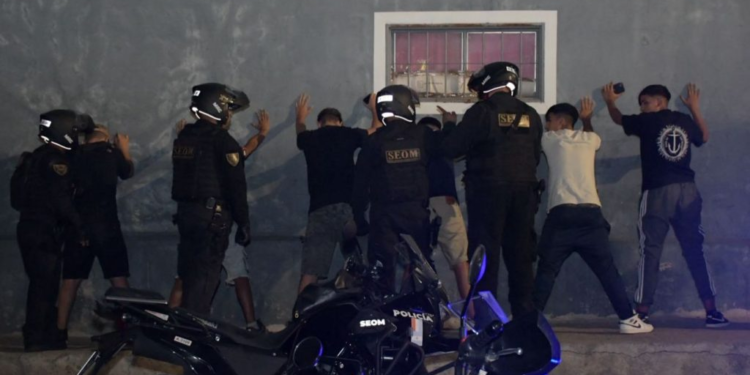 Enero cerró con 63 detenciones de naranjitas y limpiavidrios en la ciudad