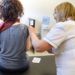 Continúa la vacunación contra el dengue en los 13 departamentos priorizados