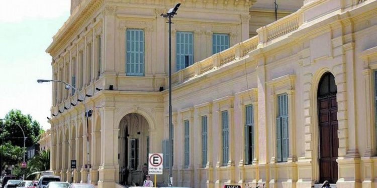 Crisis en hospitales universitarios por falta de fondos