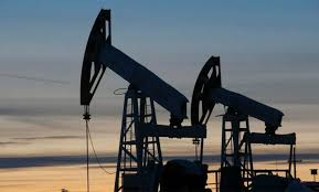 Sube el petróleo y preocupa el impacto en las naftas