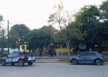 Tragedia en una escuela de Santa Fe: un alumno ingresó armado y mató a un compañero