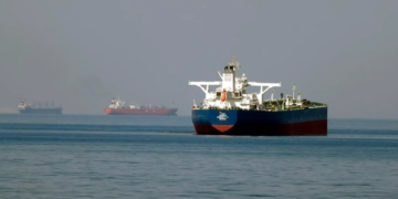 Irán anunció la reapertura del estrecho de Ormuz