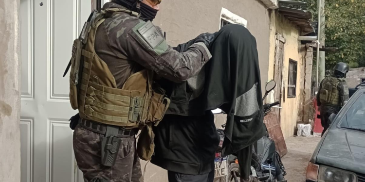 Cayó una organización narco con más de 10 mil dosis de droga en Córdoba