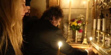 Milei rindió homenaje al papa Francisco en el Santo Sepulcro