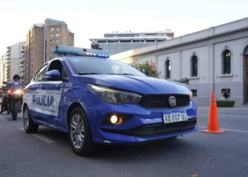 Una trabajadora de limpieza fue apuñalada en la entrada de un edificio en Nueva Córdoba