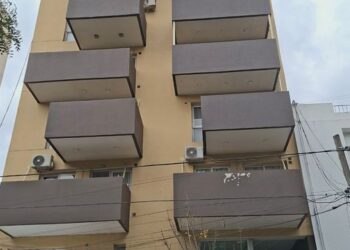 Controlaron un principio de incendio en un edificio de Córdoba