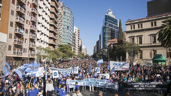 Este martes se realiza la cuarta Marcha Federal Universitaria: cortes y desvíos de tránsito
