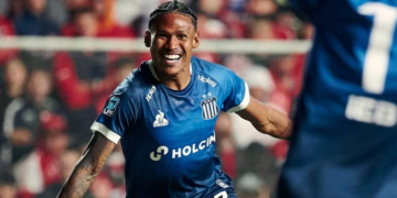 Unión se lo empató a Talleres sobre el final y espera por su clasificación
