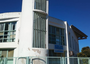 Un alumno llevó un arma a la escuela en Córdoba y fue demorado