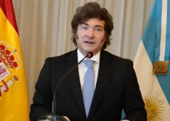 Milei viaja a España para captar inversiones