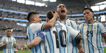Messi volvió a brillar con un doblete y Argentina venció a Austria