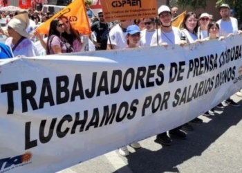 Trabajadores de prensa realizan un paro en Córdoba