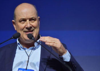 El Senado debate la ley de Sociedades con menor control estatal