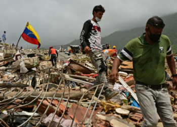 Ascienden a 4.490 los muertos por los sismos en Venezuela