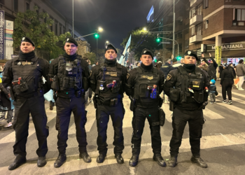 Operativo de seguridad en el Patio Olmos por la Selección
