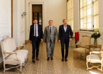 La Región Centro inauguró su sede con Llaryora, Pullaro y Frigerio