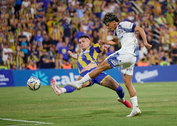 Talleres recibe a Rosario Central en el Kempes: hora, TV y formaciones