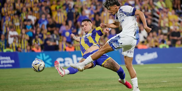 Talleres recibe a Rosario Central en el Kempes: hora, TV y formaciones