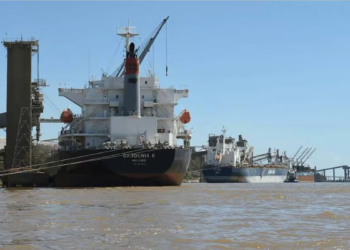 Prefectura Naval intimó a más de 500 trabajadores a levantar el paro