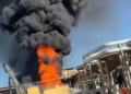 Un voraz incendio se desató en la planta Arcor en Arroyito