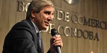 Luis Caputo disertará en la Bolsa de Comercio de Córdoba