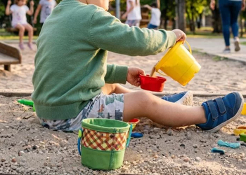 Convocan a familias de Córdoba para adoptar a Jesús, un niño de tres años