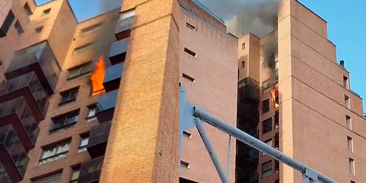 Un incendio se desató en un departamento en pleno centro de Córdoba