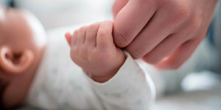 Córdoba deberá indemnizar a dos familias por un intercambio de bebés al nacer en un hospital provincial
