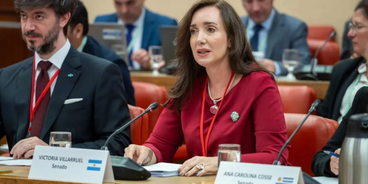 Villarruel participa del Foro Parlamentario Iberoamericano en España