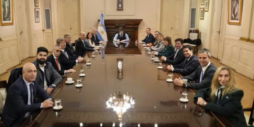 Milei retoma la agenda con una reunión de Gabinete