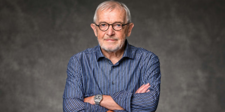 Nobel de Física para Francis Halzen por su descubrimiento de neutrinos de origen astrofísico