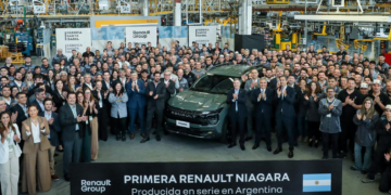 Renault presentó la nueva pick-up Niagara y la Provincia acompañó el lanzamiento