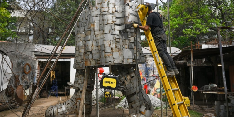 Instalarán una escultura enorme del Cura Brochero en la Autopista Córdoba-Carlos Paz