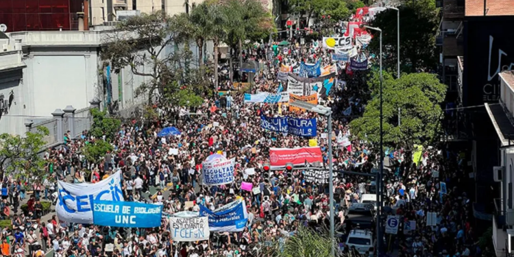 Marcha Federal Universitaria: horario y recorridos en Córdoba