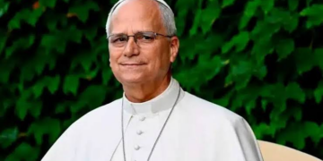 El Vaticano informó que el papa León presenta una "buena recuperación"